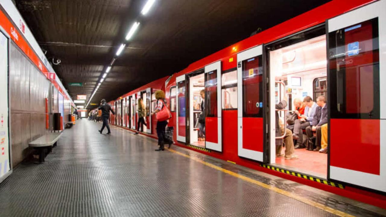 Stazione Centrale Ampio Loft Di Lusso Su 2 Livelli มิลาน ภายนอก รูปภาพ